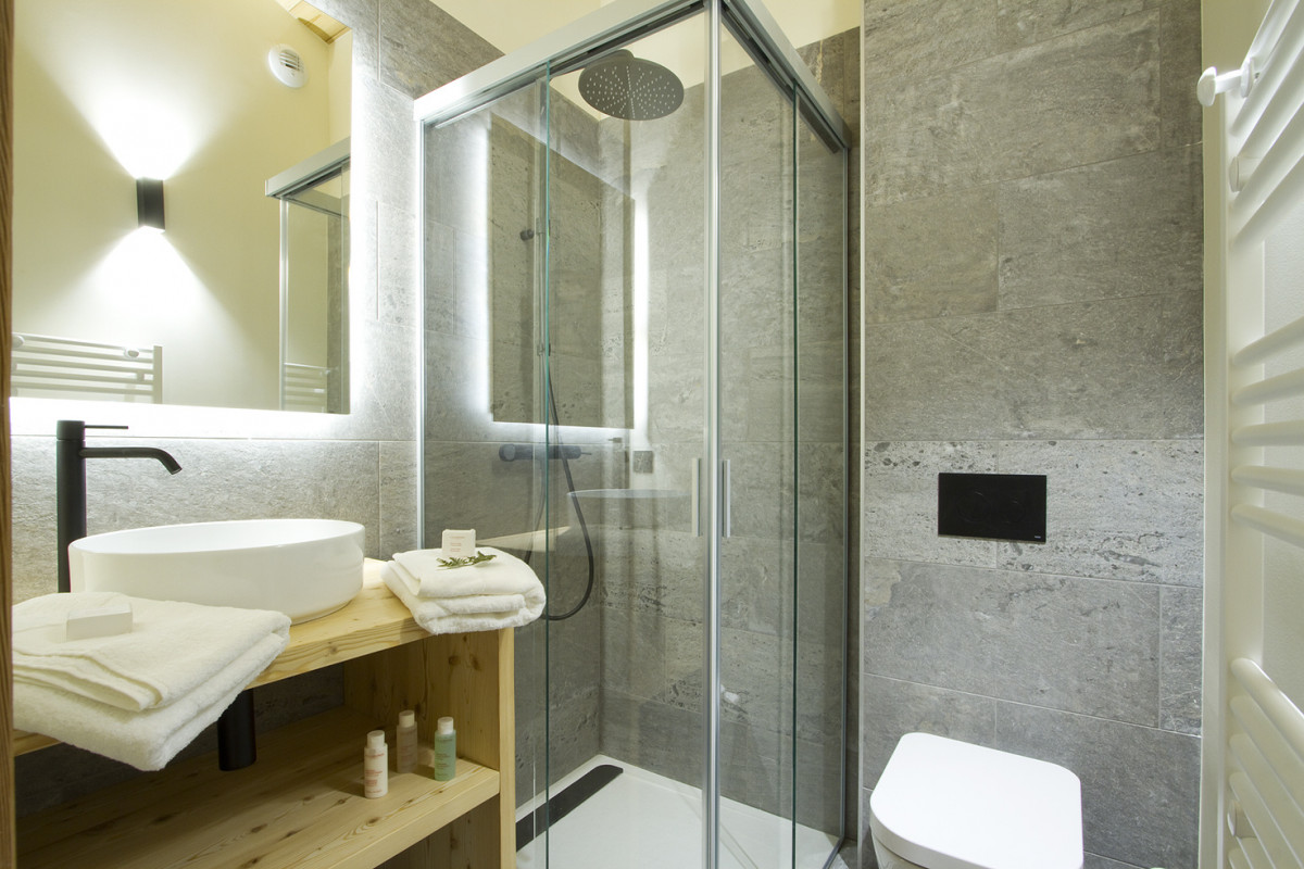 _lv_images__lot_0000001102_15_4280571 _lv_images__lot_0000001102_15_4280571