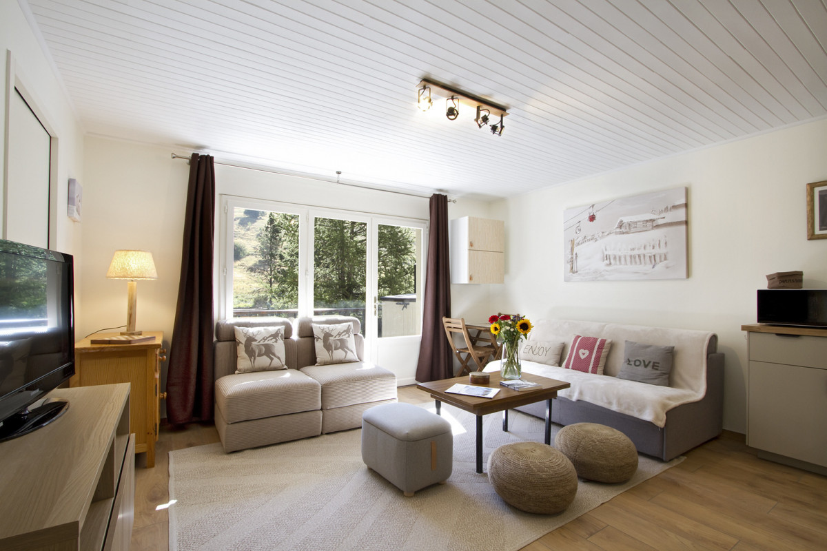 _lv_images__lot_0000001113_02_4651996 _lv_images__lot_0000001113_02_4651996