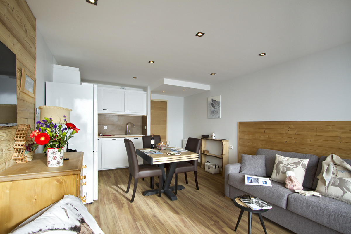 _lv_images__lot_0000001119_04_4625318