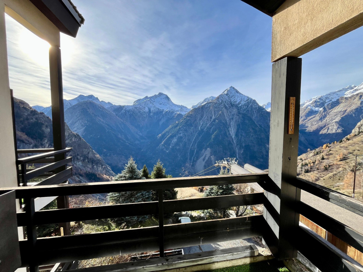 _lv_images__lot_0000001119_06_4208007