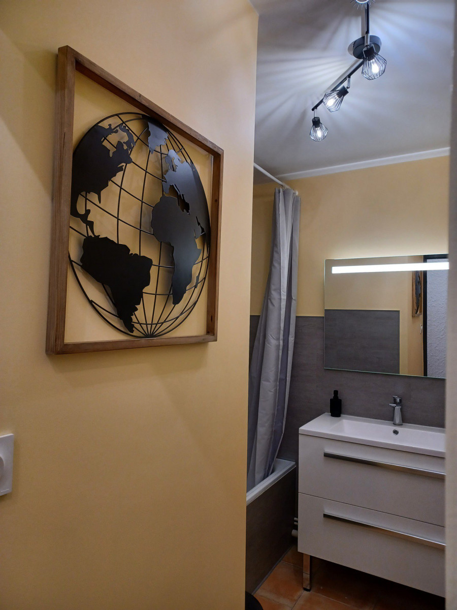 _lv_images__lot_0037250149_05_4221424