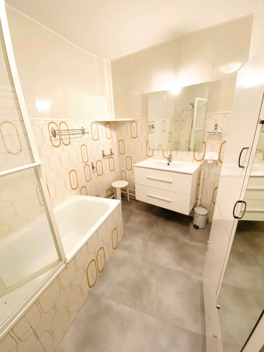 _lv_images__lot_0037250150_13_4157124