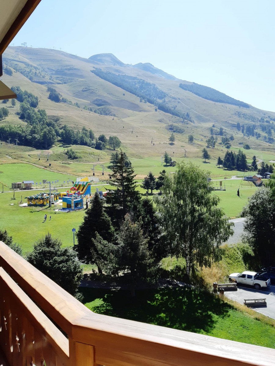 _lv_images__lot_0037250253_06_3646136