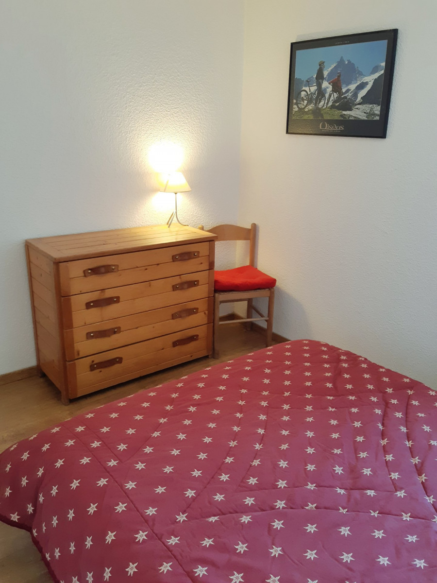 _lv_images__lot_0037250253_16_5050367