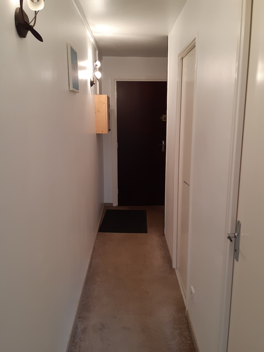 _lv_images__lot_0037250834_08_4409669