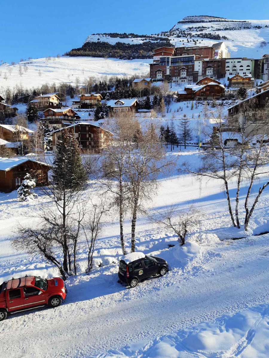 _lv_images__lot_0037250900_06_4794377