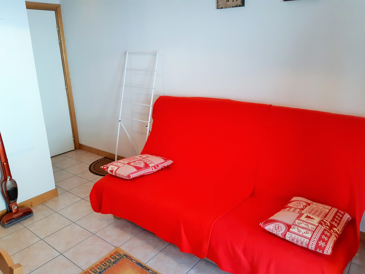 _lv_images__lot_0037251032_10_4009251