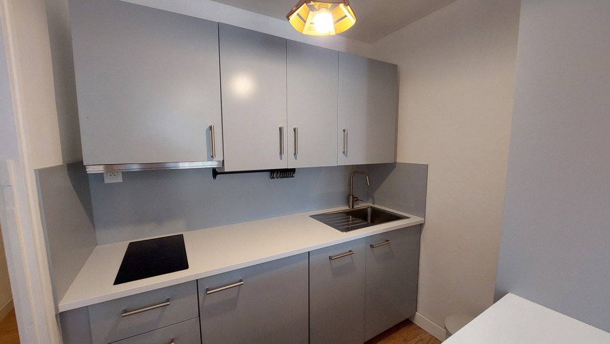 _lv_images__lot_0037251214_10_4480661