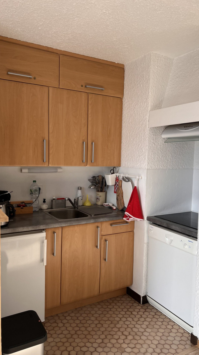 _lv_images__lot_0037251233_03_4310419