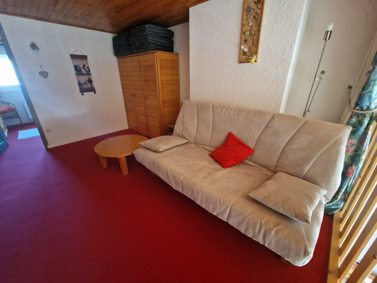 _lv_images__lot_0037251283_11_5057833