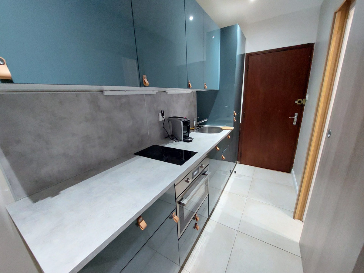 _lv_images__lot_0037251297_02_4164202