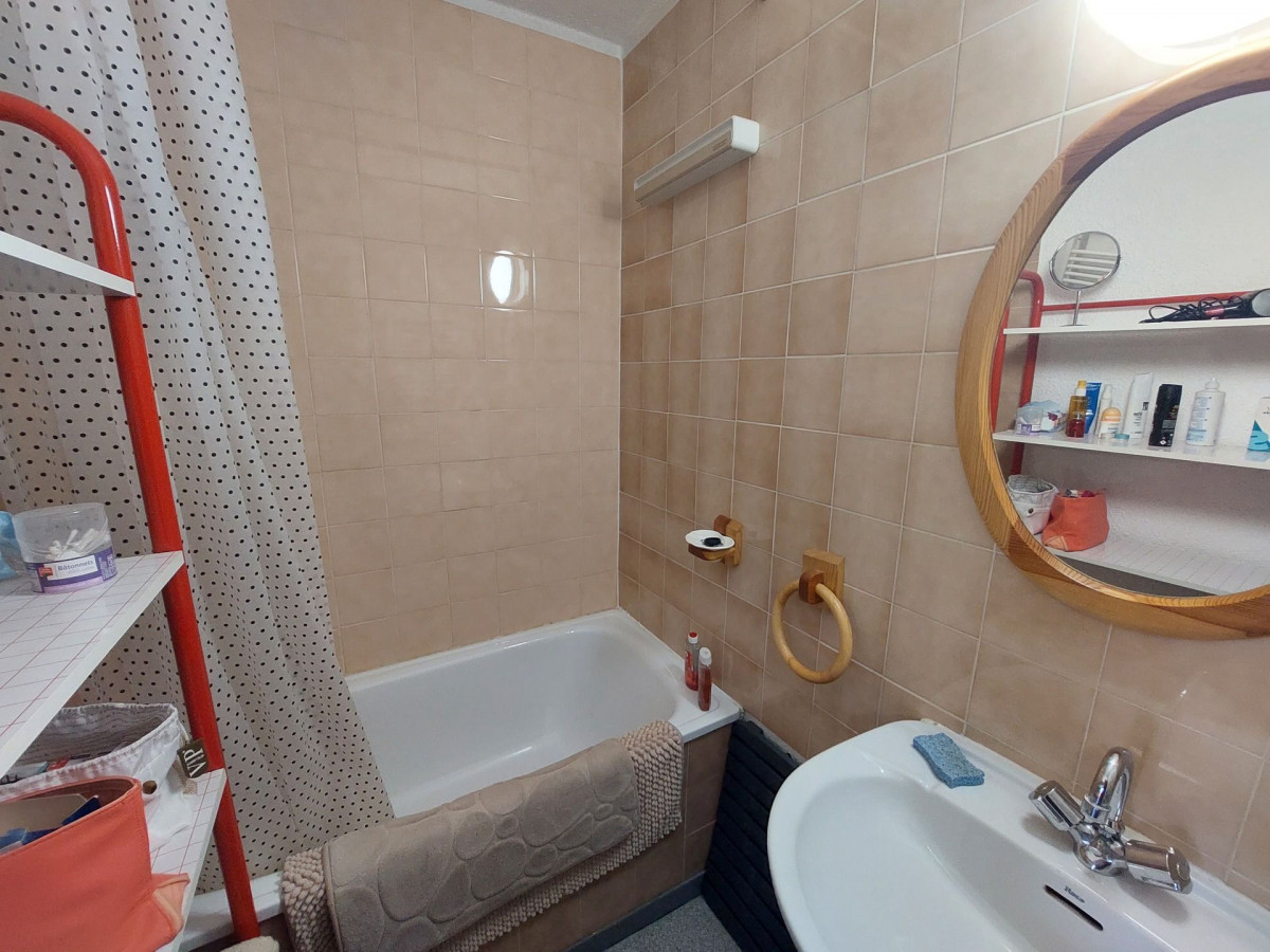 _lv_images__lot_0037251300_08_4428538