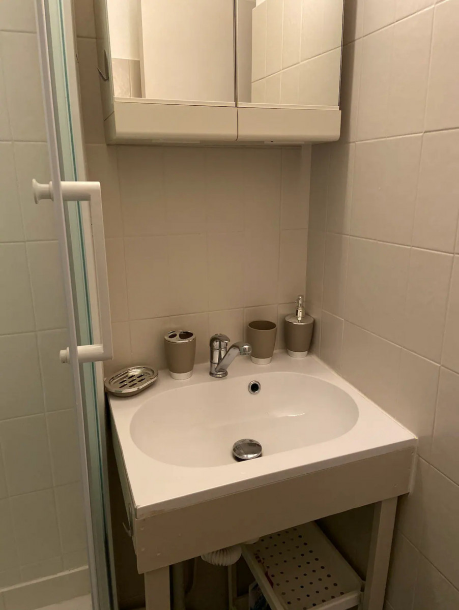 _lv_images__lot_0037251301_06_4382527