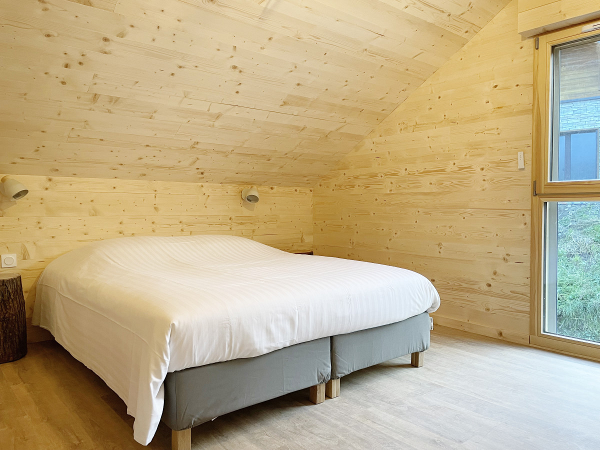 chaletdesamis-chambrehautrecto-4305398