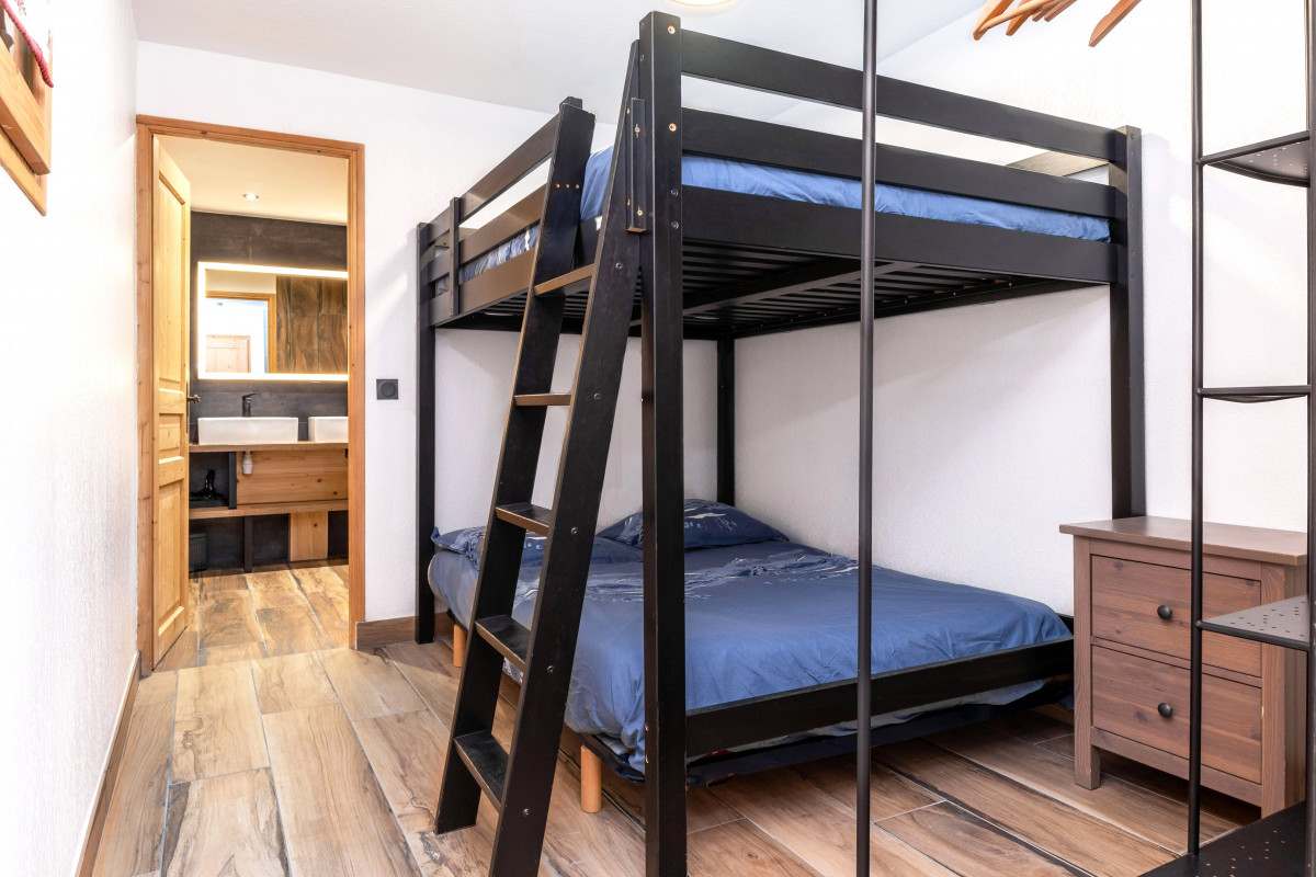 chambre-lits-doubles-superp-4907034 chambre-lits-doubles-superp-4907034