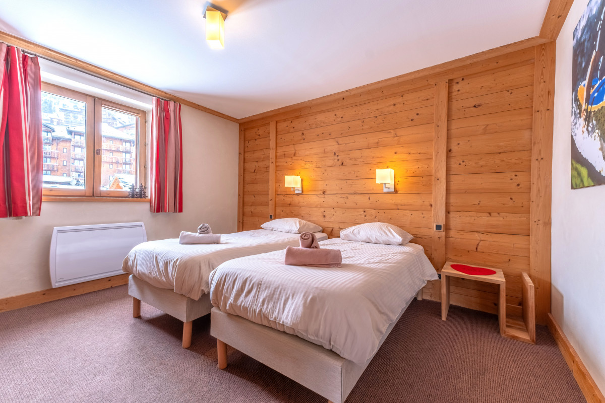 cortina24-chambre3-4619747