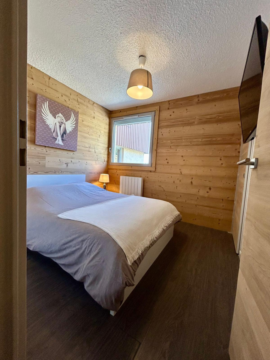 img-2595-4263489 img-2595-4263489