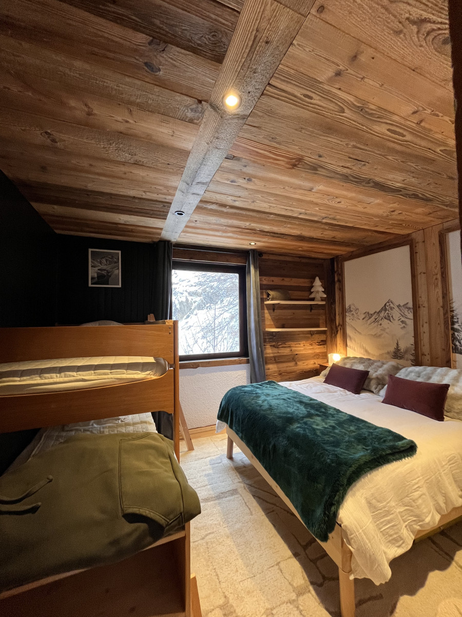 L'ALTITUDE LE REFUGE DE CHARLY Appartement 6 personnes L'ALTITUDE LE REFUGE DE CHARLY Appartement 6 personnes