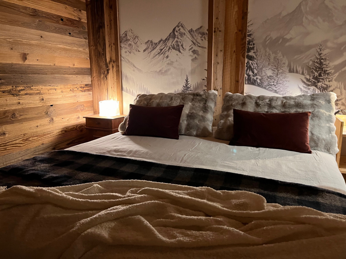 L'ALTITUDE LE REFUGE DE CHARLY Appartement 6 personnes L'ALTITUDE LE REFUGE DE CHARLY Appartement 6 personnes