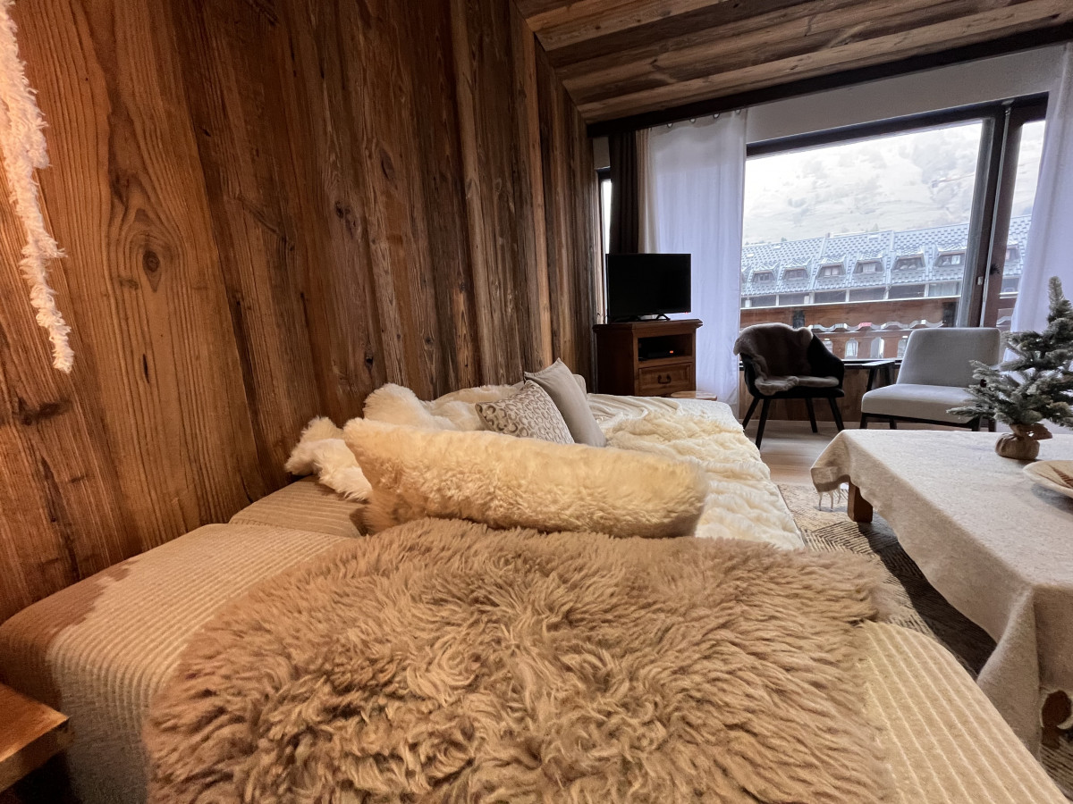 L'ALTITUDE LE REFUGE DE CHARLY Appartement 6 personnes L'ALTITUDE LE REFUGE DE CHARLY Appartement 6 personnes