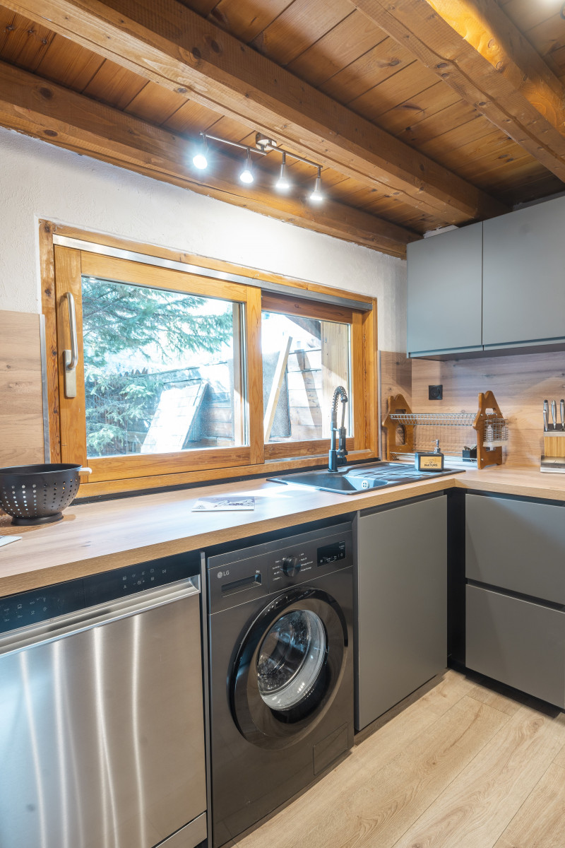 lukakeroy-08955-4162390 lukakeroy-08955-4162390