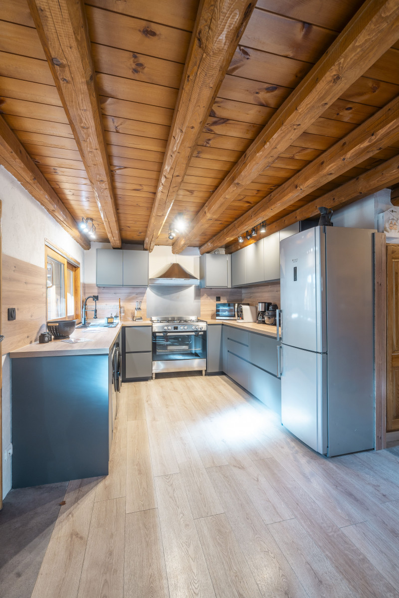 lukakeroy-08965-4162392 lukakeroy-08965-4162392