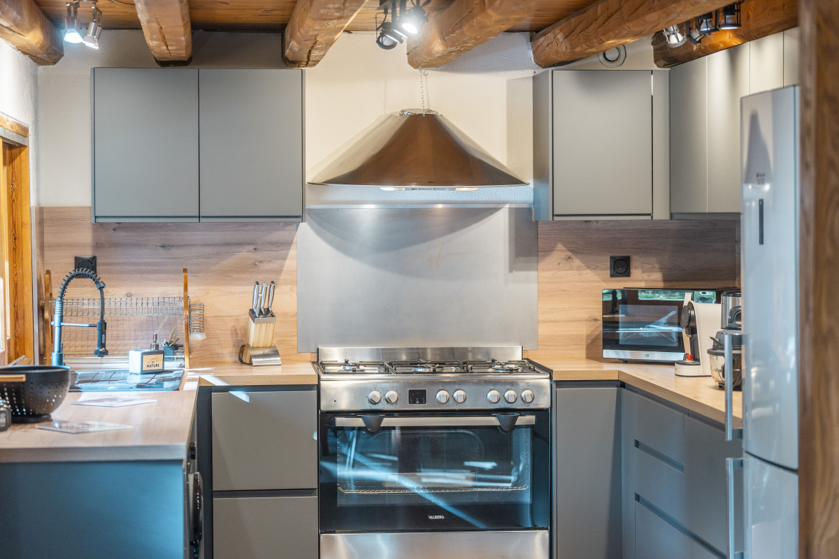 lukakeroy-08972-4162393 lukakeroy-08972-4162393