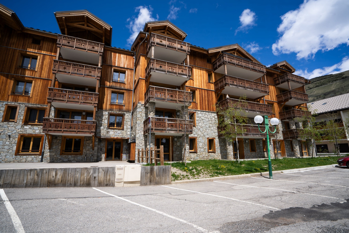 neige-et-soleil-a24-appartement-10-personnes-1-min-2758420