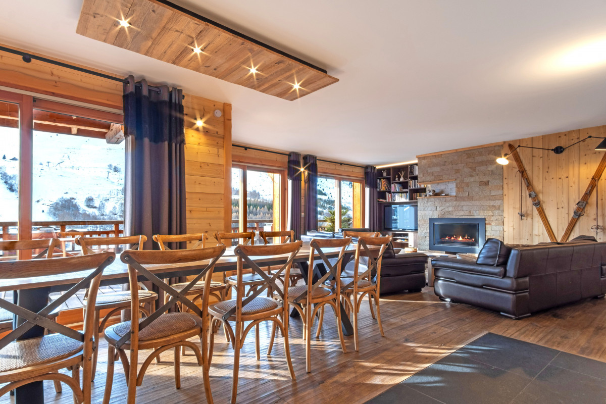 salle-manger-salon-feu-4320413