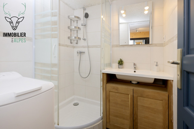 02-alpages-b8-w-4275394