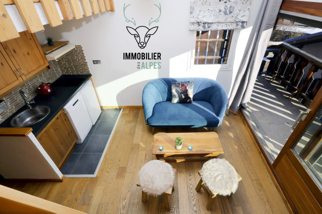 10-alpages-b8-w-4275383