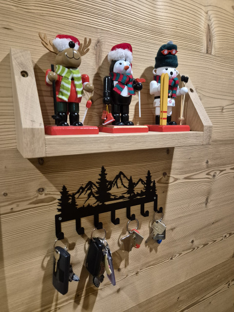 1000042185-4153861 1000042185-4153861