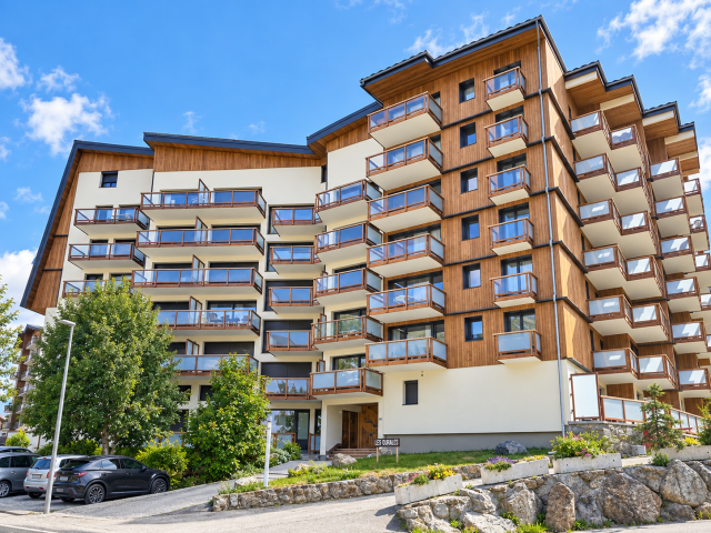13-residence-5161727