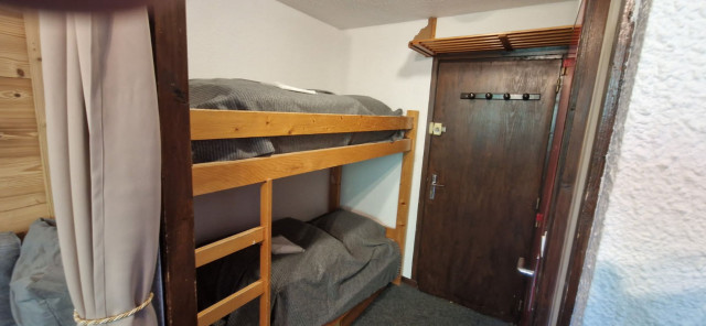 IMG_20251108_192440 IMG_20251108_192440