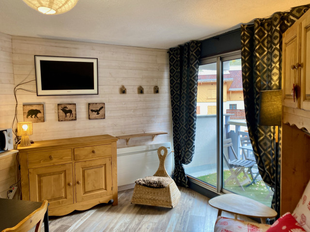 2-salon-vue-cuisine-5254885 2-salon-vue-cuisine-5254885