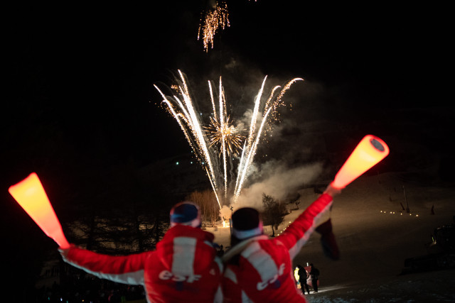 2022-02-09-descente-aux-flambeaux-06018-1-4763573 2022-02-09-descente-aux-flambeaux-06018-1-4763573