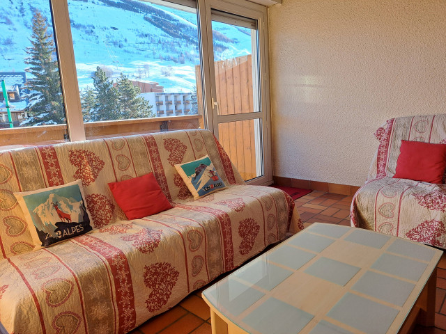 20231217-102722-4695057