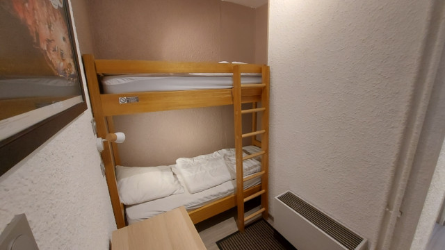 20250804-093450-3941034