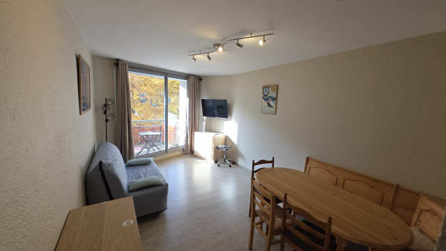 20251106-145203-4170766 20251106-145203-4170766