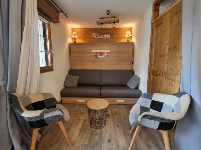 5-salon-canap-en-journ-e-5137415