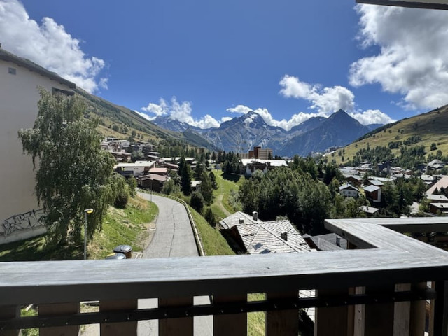 636ccb9c-8174-4ee5-9538-dae3f3766f4f-4371687 636ccb9c-8174-4ee5-9538-dae3f3766f4f-4371687