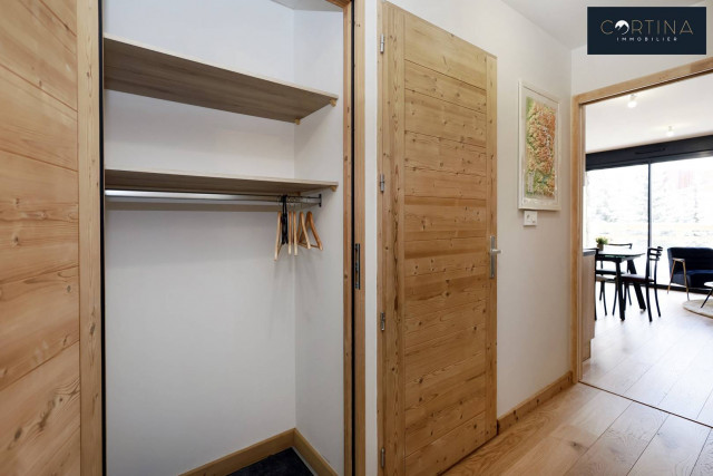 _clients_223886005_photos_23p_4677222