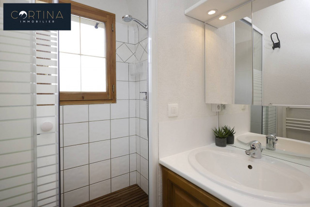 _clients_223886005_photos_29k_4332848