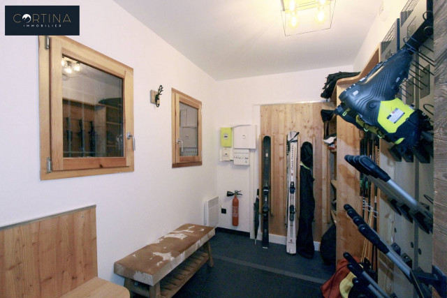 _clients_223886005_photos_32b_4451443