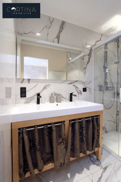 _clients_223886005_photos_32n_4137698