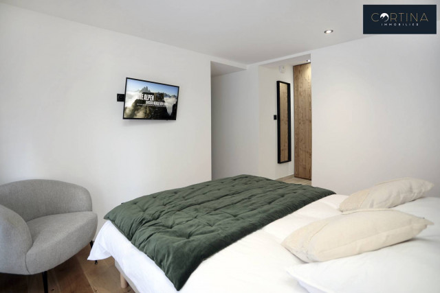 _clients_223886005_photos_35p_4296826