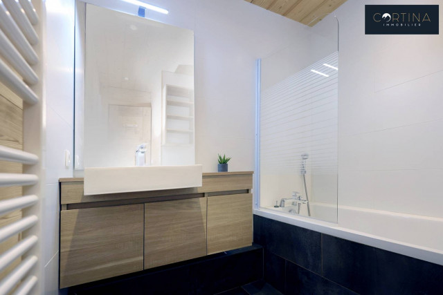 _clients_223886005_photos_77d_4543966