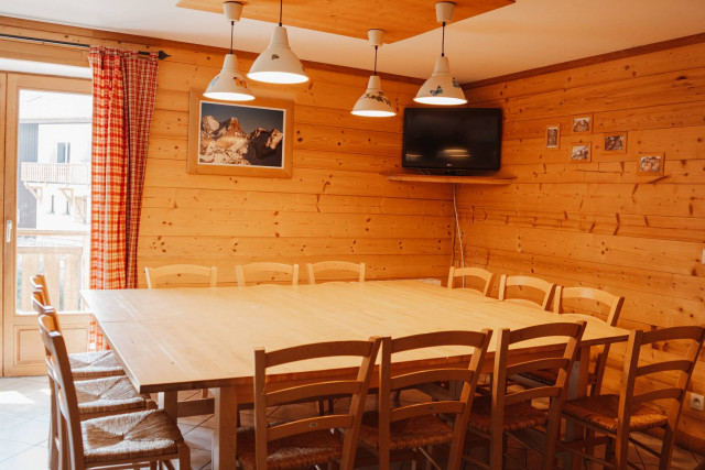 _clients_223886005_photos_79g_4577883