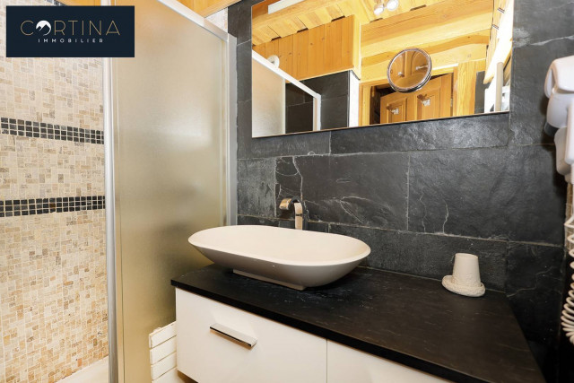 _clients_223886005_photos_87ad_4183425