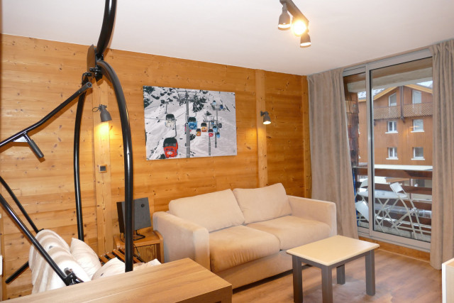 _lv_images__lot_0000000061_01_4304924